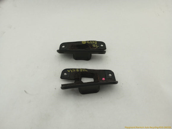 Saab 9-5 Pair Of Tailgate Seal Grommets