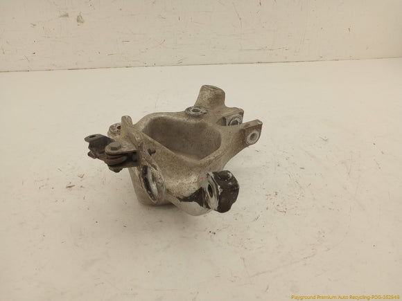 Corvette C4 Driver Left Rear Spindle Knuckle Hub