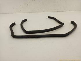 Corvette C4 Pair Of Front Door Upper Window Seal Weatherstrips - 0