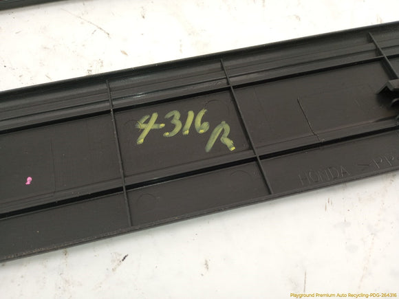 Acura RSX Pair Of Front Door Sill Step Plates