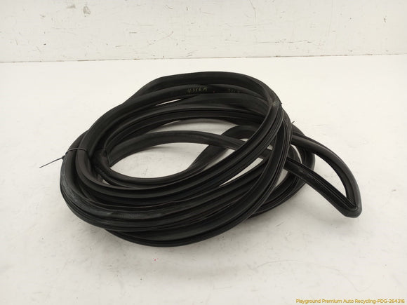 Acura RSX Pair Of Front Body Side Seal Weatherstrips