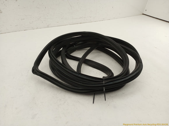 Acura RSX Pair Of Front Body Side Seal Weatherstrips