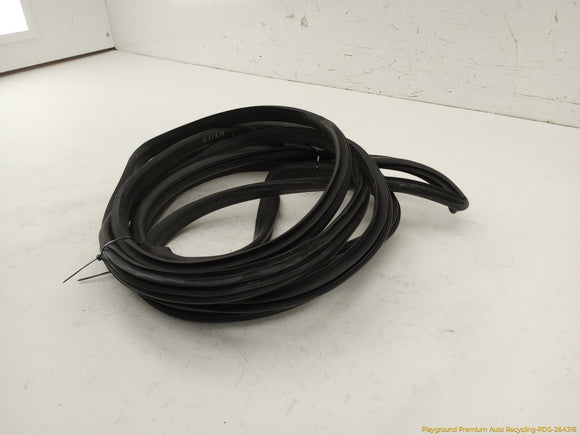 Acura RSX Pair Of Front Body Side Seal Weatherstrips