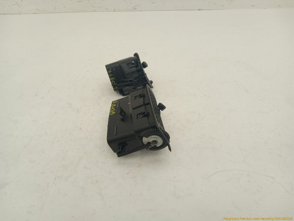 Saab 9-5 Pair Of Passenger Right Dash Air Vents