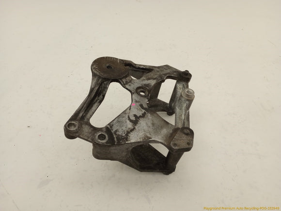 Corvette C4 Front Right Engine Mount