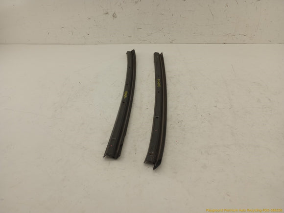 Saab 9-5 Pair Of Front Outer Door Window Belt Moldings