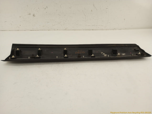 Land Rover Evoque Passenger Right Front Lower Door Trim Molding