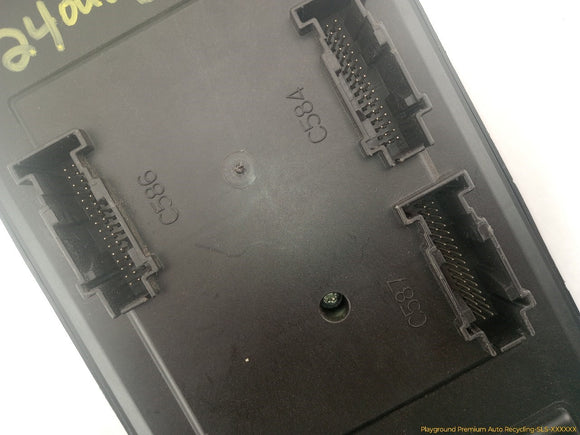 Range Rover Front Right Cabin Fuse Box