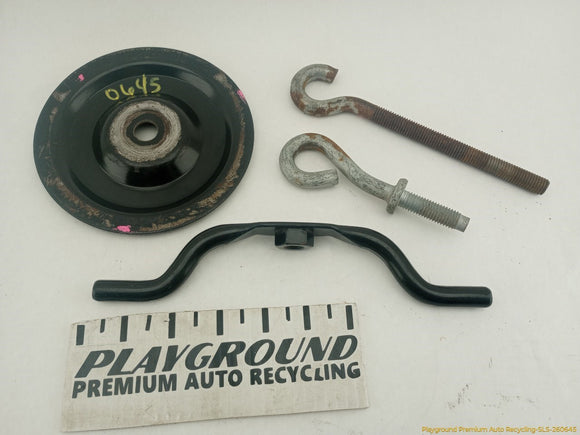 Ford Excursion Spare Tire Mounting Kit