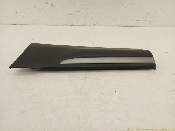 Land Rover Evoque Driver Left Rear Lower Door Trim Molding