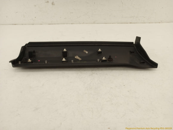 Land Rover Evoque Driver Left Rear Lower Door Trim Molding