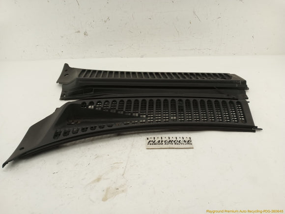 Ford Excursion Pair Of Cowl Vent Panels