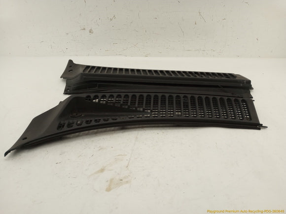 Ford Excursion Pair Of Cowl Vent Panels