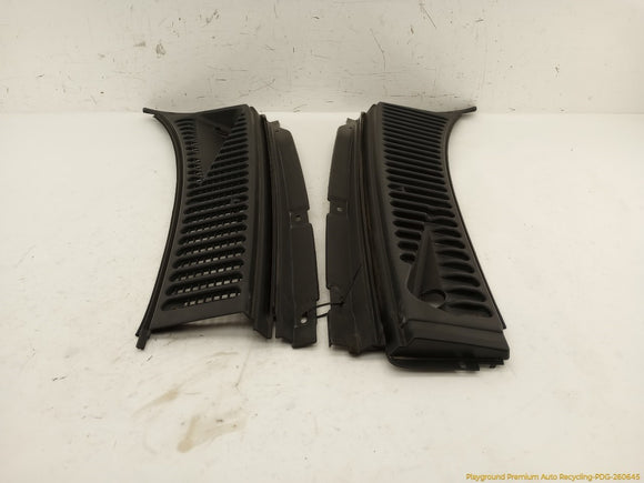 Ford Excursion Pair Of Cowl Vent Panels