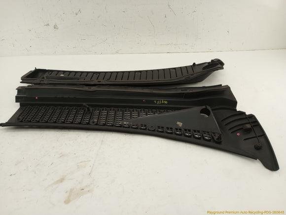 Ford Excursion Pair Of Cowl Vent Panels