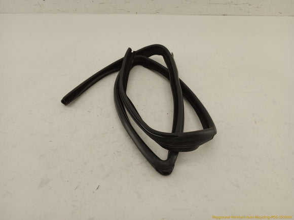 Jeep Cherokee Driver Left Front Door Window Seal Weatherstrip