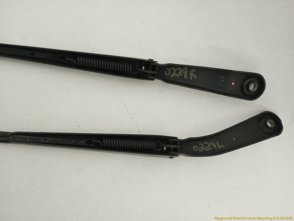 Land Rover Evoque Pair Of Windshield Wiper Arms