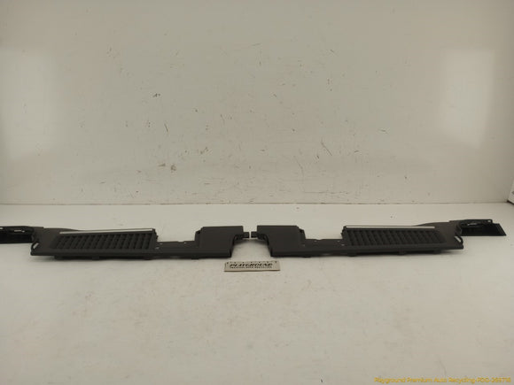 Land Rover Range Rover Pair Of Rear Upper Quarter Trim