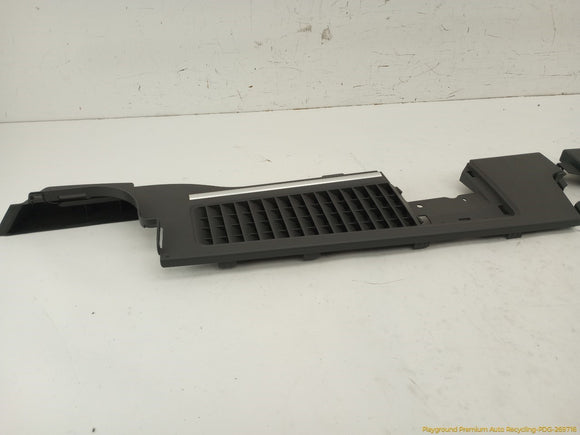Land Rover Range Rover Pair Of Rear Upper Quarter Trim