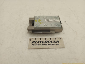 Land Rover Range Rover Rear Subwoofer Amplifier