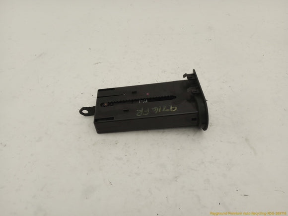 Land Rover Range Rover Passenger Right Dash Cup Holder