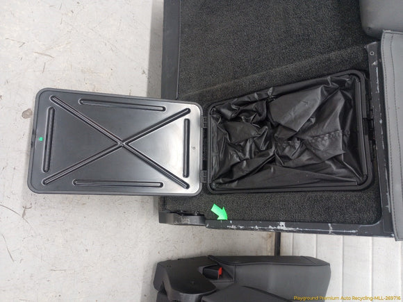 Land Rover Range Rover Rear Seat Set