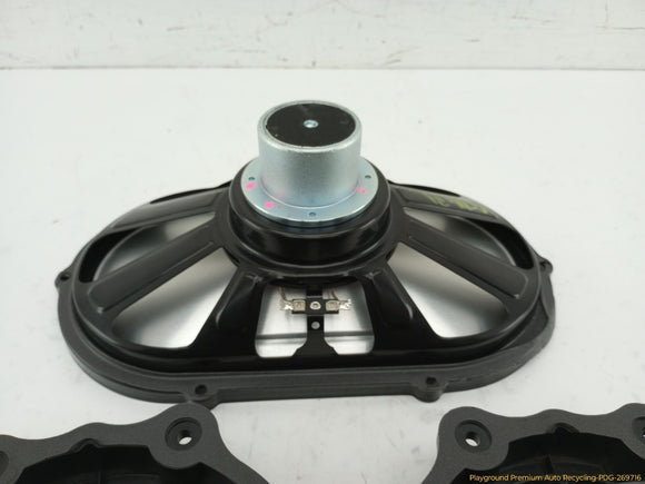 Land Rover Range Rover Set Of Audio Speakers