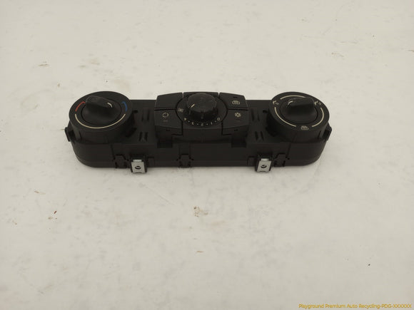 BMW Z4 Climate Control Panel