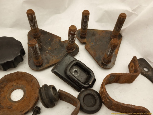 Ford Excursion Dismantling Hardware Fasteners Bolts & Nuts