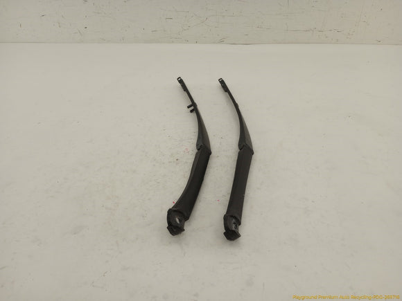 Land Rover Range Rover Pair Of Windshield Wiper Arms