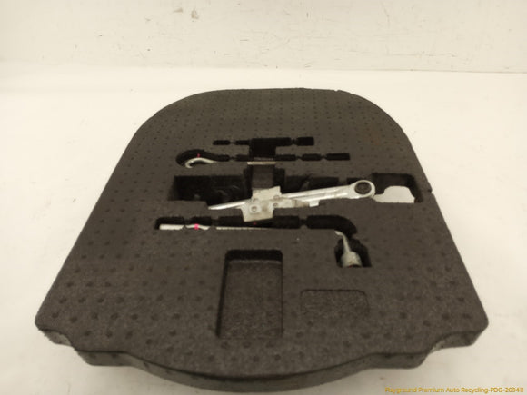 Acura TSX Vehicle Jack & Tools Set