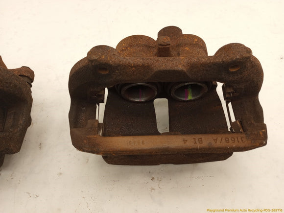 Land Rover Range Rover Pair Of Front Brake Calipers