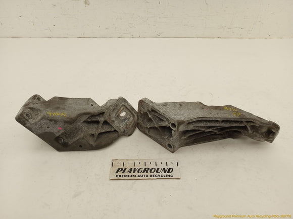 Land Rover Range Rover Pair Of Engine Mounts