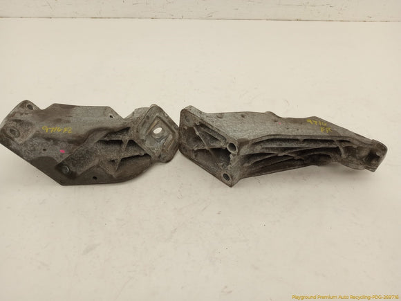 Land Rover Range Rover Pair Of Engine Mounts