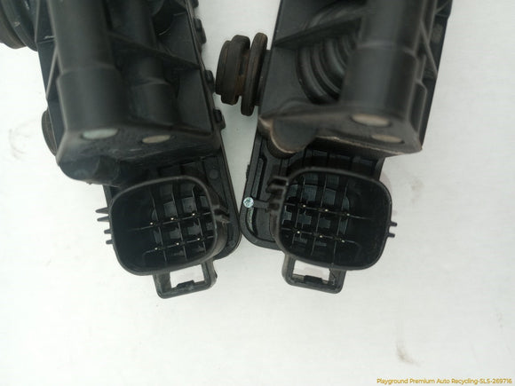 Land Rover Range Rover Pair Of Air Suspension Valve Blocks