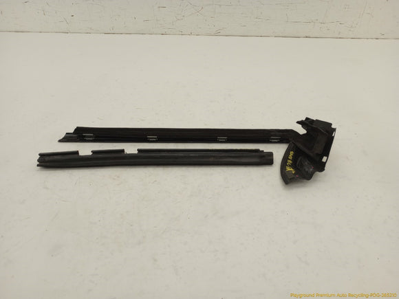 Mercedes SL500 Rear Left Window Outer Seal Weatherstrip