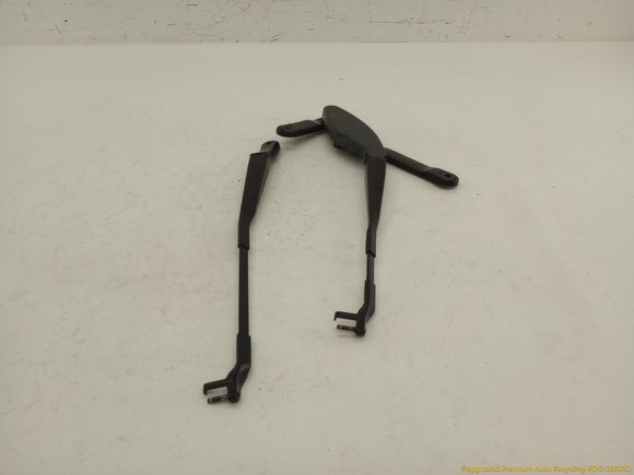 Mercedes SL500 Pair Of Windshield Wiper Arms