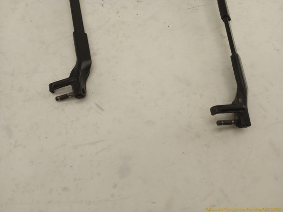 Mercedes SL500 Pair Of Windshield Wiper Arms