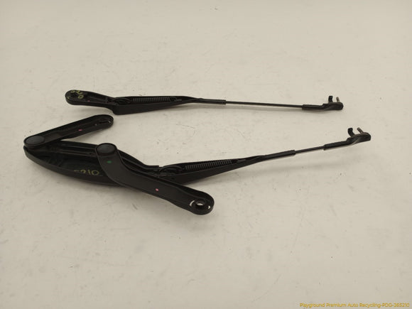 Mercedes SL500 Pair Of Windshield Wiper Arms
