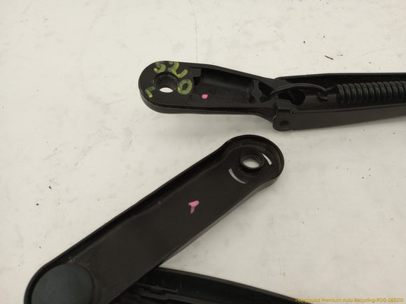 Mercedes SL500 Pair Of Windshield Wiper Arms