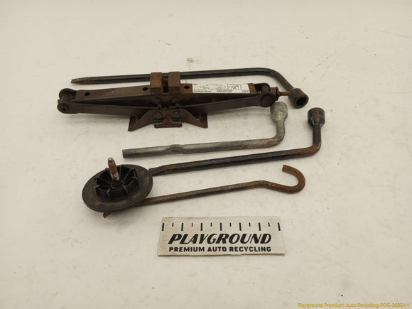 Mitsubishi Eclipse Vehicle Jack & Tools Set