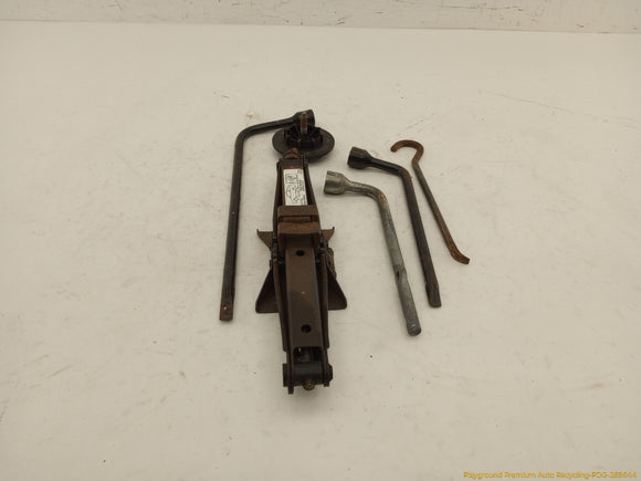 Mitsubishi Eclipse Vehicle Jack & Tools Set