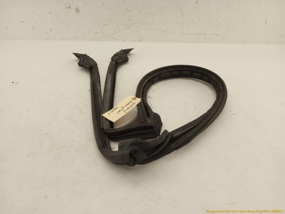 Mitsubishi Eclipse Windshield Molding Seal