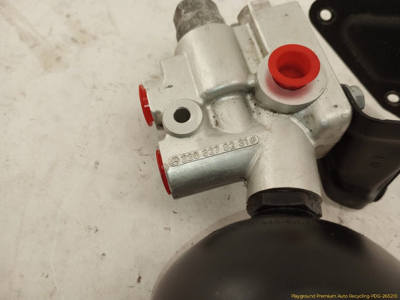 Mercedes SL500 ABC Hydraulic Suspension Pressure Relief Valve