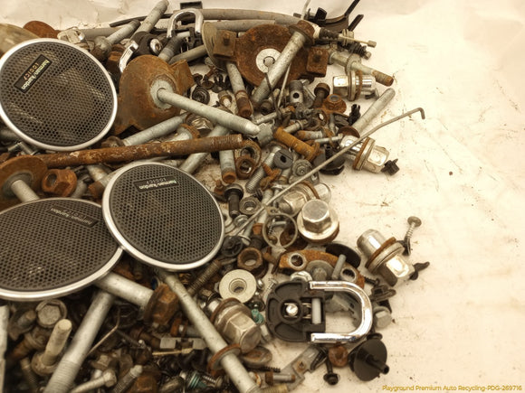 Land Rover Range Rover Dismantling Hardware Fasteners Bolts & Nuts
