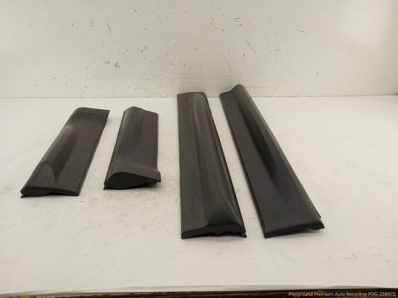 Land Rover Range Rover Sport Set Of Lower Body Side Molding Trim