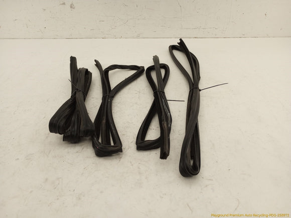Land Rover Range Rover Sport Set Of Inner Window Seal Weatherstrips