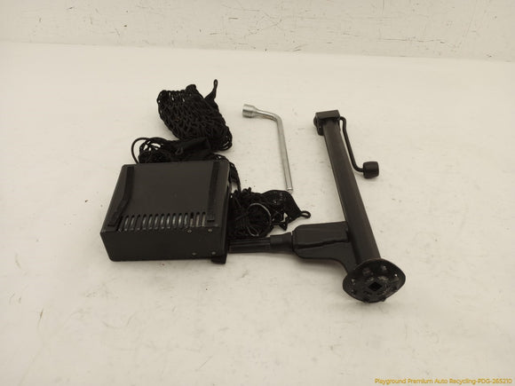 Mercedes SL500 Vehicle Jack & Tools Kit