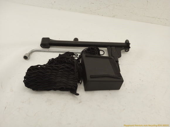Mercedes SL500 Vehicle Jack & Tools Kit