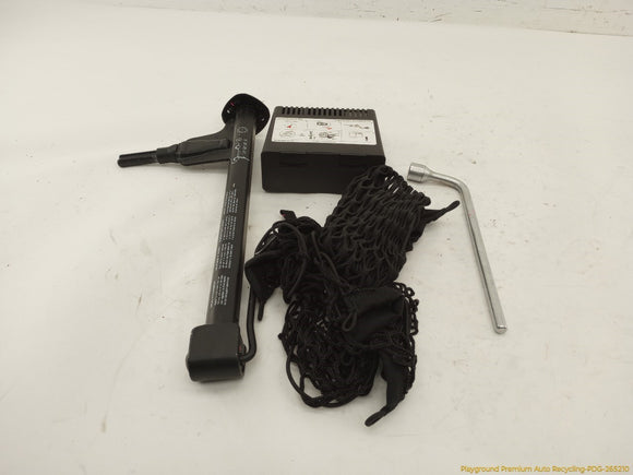 Mercedes SL500 Vehicle Jack & Tools Kit
